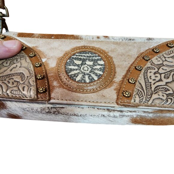 Farm Girl Artisan The Aubry over shoulder purse - Picture 2 of 6